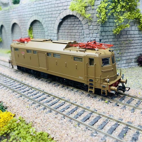 Locomotive électrique 424 - électrique, e.424