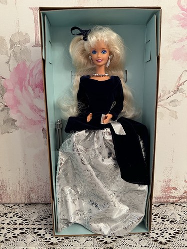 Barbie velluto invernale - barbie,
