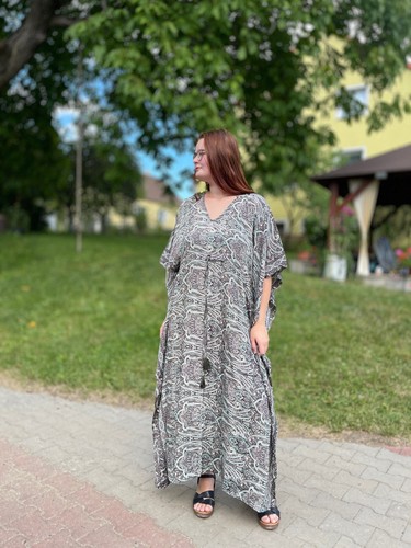 Stylish silk kaftan with