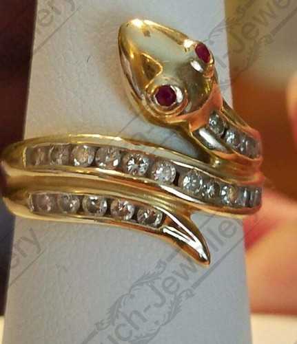 Anello avvolgente serpente
