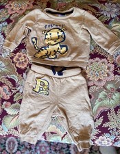 completo bimbo 6-9 mesi "SO