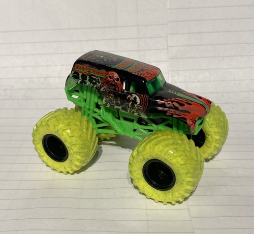 Monster jam grave - grave, digger