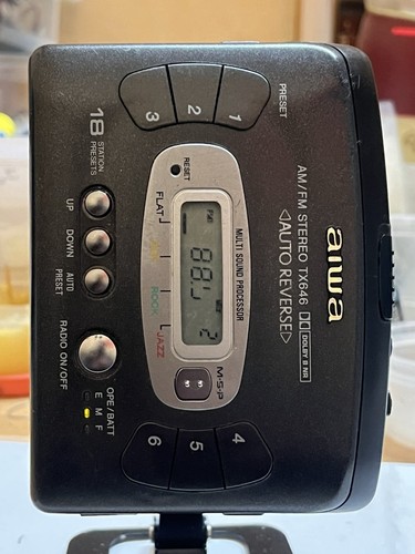 Aiwa portable radio cassette - aiwa,