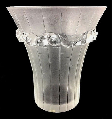 Signed lalique crystal - signed,