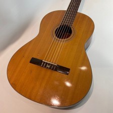 Chitarra acustica classica