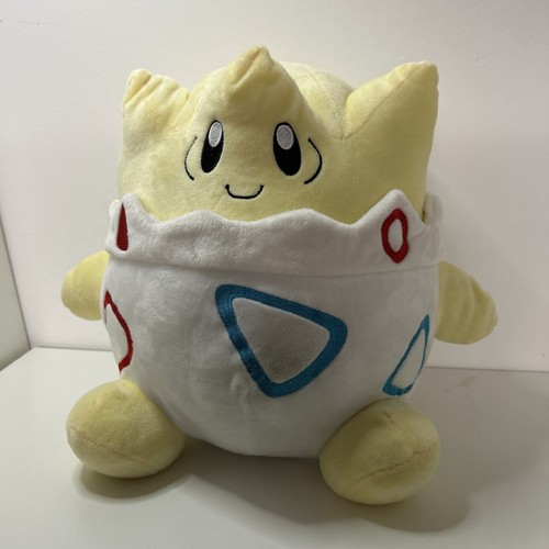 Peluche pupazzo uovo