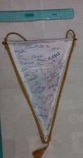 PENNANT AUTOGRAPHED AUTOGRAFI GAGLIARDETTO GENOA ATTILIO PEROTTI e altri 30