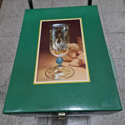 Cassetta liquore stock - cassetta,