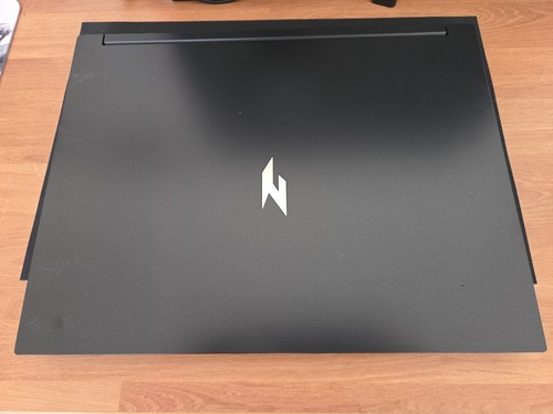 Acer nitro anv16 41 r0e8 - nitro, v