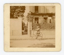 Photo 1888 garçon sur - sur, un