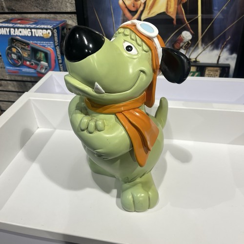 Muttley resin statue inch - muttley,