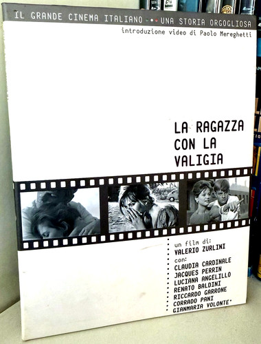 Ragazza con valigia - con,