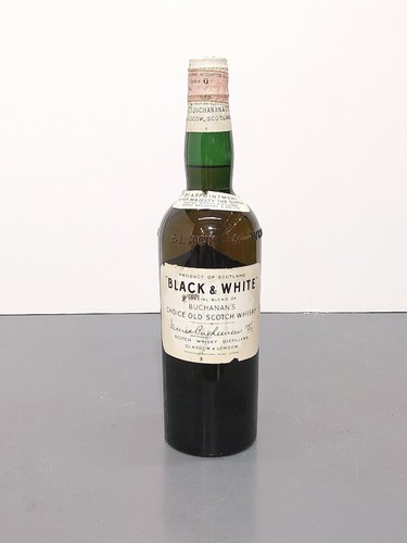 Whisky black white 1950s - whisky, &