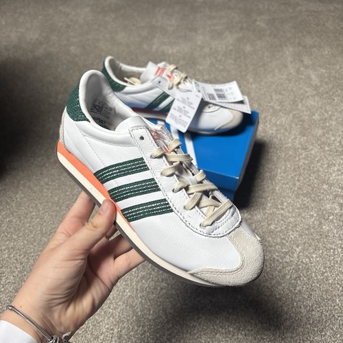 Adidas originals country - adidas,
