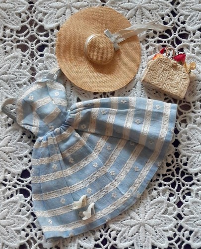 Barbie outfit mattel suburban - outfit,