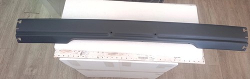 Paraurti anteriore centrale