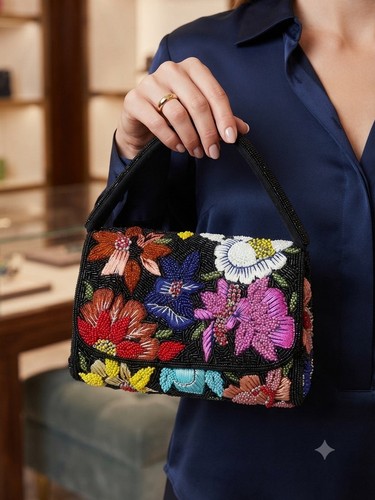 Borsa donna nera ricamata