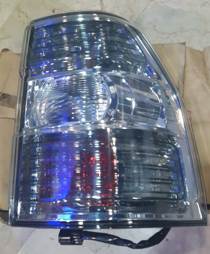 Mitsubishi 8330a354 fanale - mitsubishi,