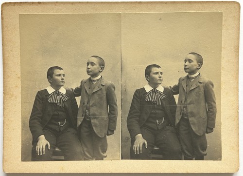 Famiglia due ragazzi c1900 - ragazzi,