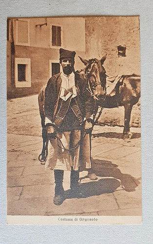 Cartolina costume orgosolo - cartolina,