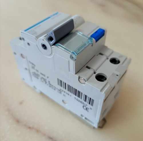 Interr magnetotermico - interr.,