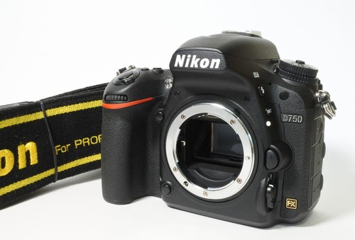 Top mint nikon - [top, 24,3