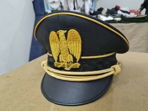 Cappello visiera militare