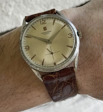 VINTAGE UNIVERSAL GENEVE