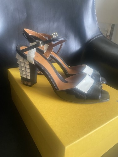 Tacco vintage fendi vernice - tacco,