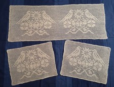 Tris centrini rettangolari a