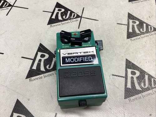 Boss effetti tremolo - tr-2,