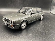 BMW 325i Sedan Grey E30 1/18 Ottomobile OT819 1.18 Otto Mobile