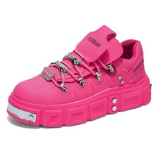 Sneakers gotiche donna stile