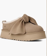 UGG® Classic Mini Fiocco