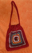 Borsetta fatta a mano all'uncinetto. Chiusura a sacco. Primavera Estate.