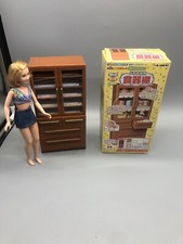 Vetrina Re-Ment marrone scala