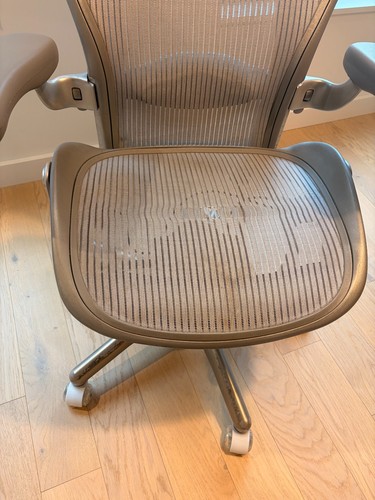 400 herman miller aeron - miller,