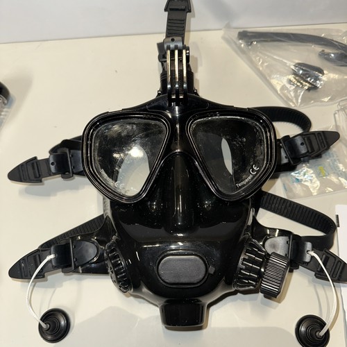 Maschera subacquea integrale
