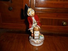 Rara statuina antica in porcellana di LUDWIGSBURG del XVIII secolo,