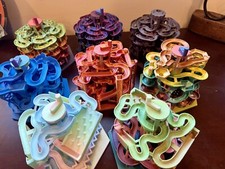 Macchina da corsa in marmo