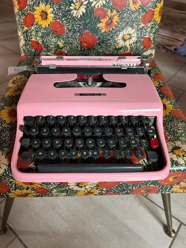 Macchina scrivere olivetti - da,