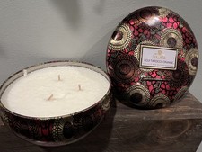 Candela profumata Voluspa Goji