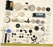 Stock lotto ingranaggi e movimenti meccanici, ruote dentate, 90 Pz. MaxØ70mm.