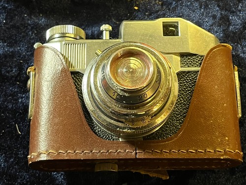Macchina fotografica pellicola