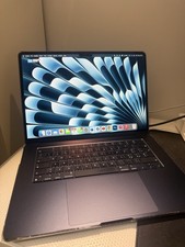 MacBook Air 15” M2 Con