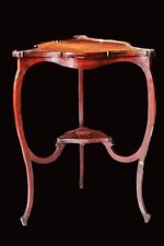 Antico tavolino triangolare