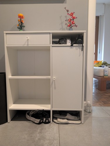 Mobiletto bianco con anta - con, 1
