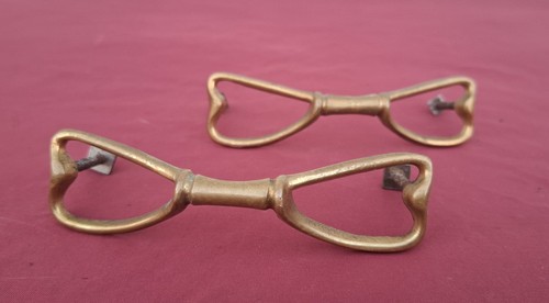 Coppia antiche maniglie in - di,