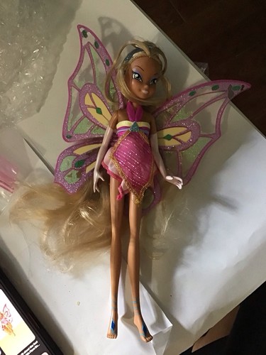 Bambola winx flora enchantix - flora,