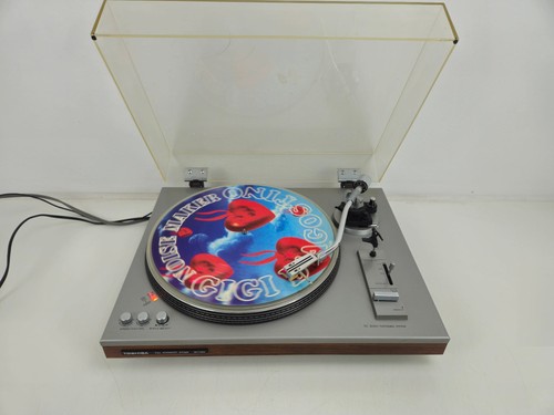 Toshiba f330 giradischi - -,